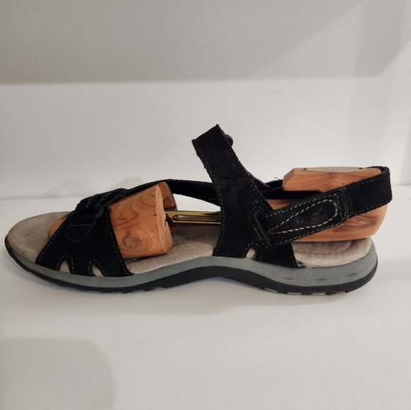 Earth Origins Sophie Sandal-Right shoe ONLY - Picture 3 of 7